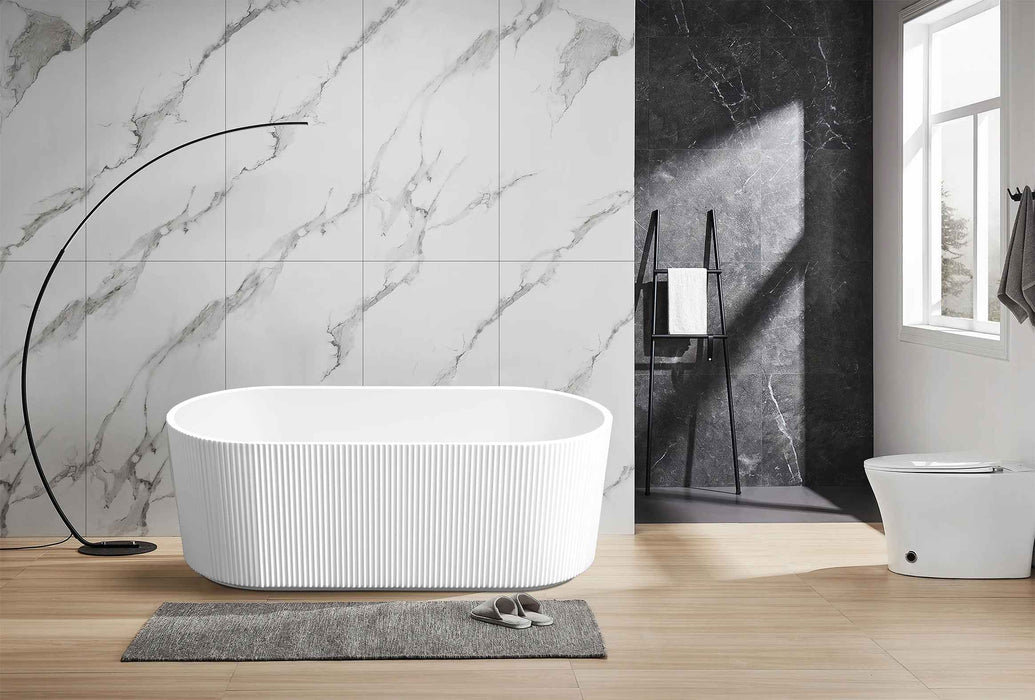 Rose Fluted V-Groove Freestanding Bathtub (Matte White)