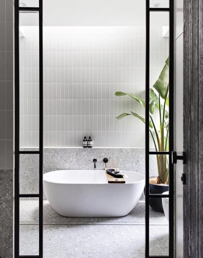 Pietra Bianca Olive Freestanding Bath