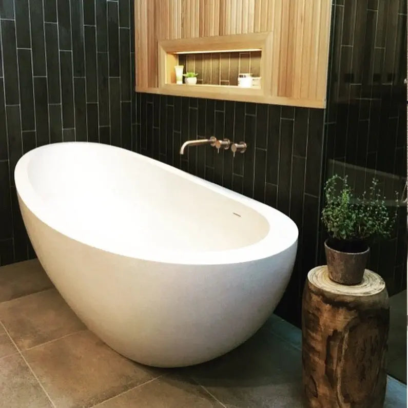 Pietra Bianca - Pietra Bianca Autumn Freestanding Bath - 1500 & 1700 - Aqualux Bathrooms