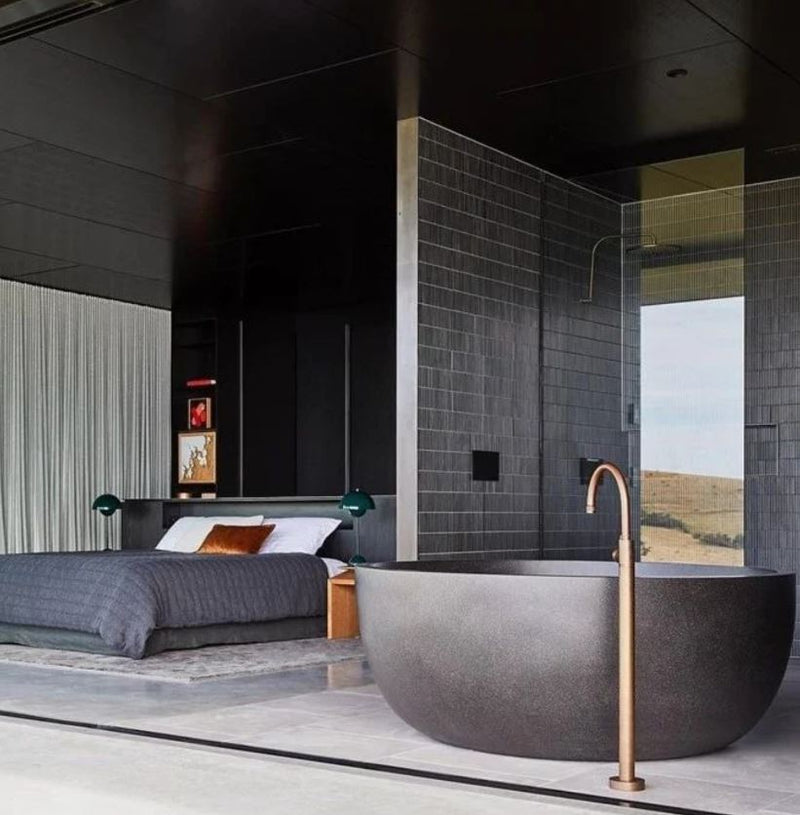 Pietra Bianca Romeo Freestanding Bath